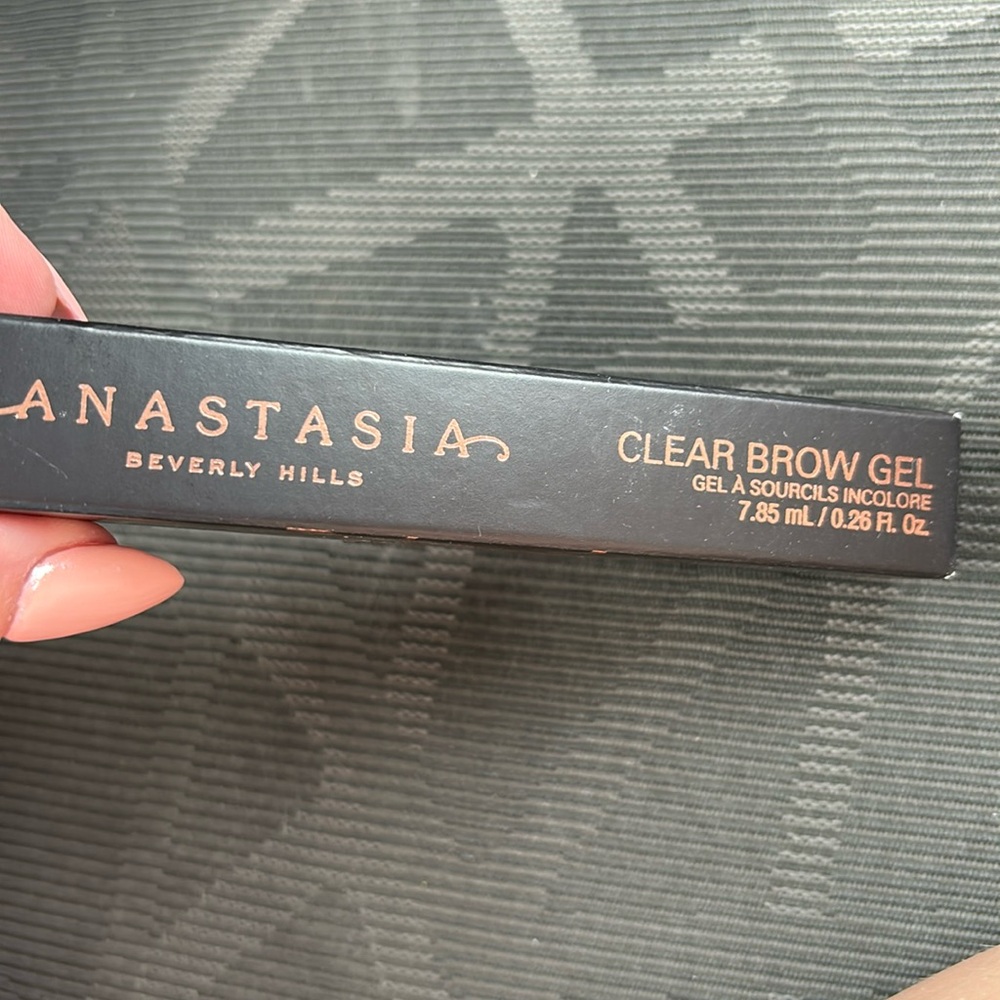 Anastasia Beverly Hills clear brow gel